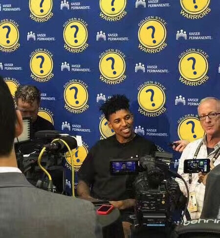 查克解析 ｜ 逐帧拆解：圣诞大战超级三双，镜头解析约基奇传球技法（查克解读 ｜ 逐帧拆解：圣诞大战拿下超级三双，镜头剖析约基奇传球绝技）