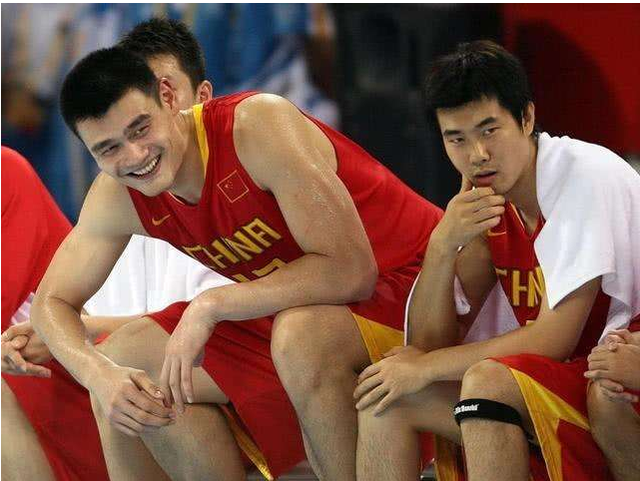 黄蜂队备战东部第一强队，主帅看好学习机会（黄蜂迎战东部第一劲旅，主帅认为这是宝贵的成长机会）