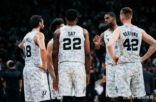 记者：皇马中卫阿森西奥因病将不会前往客场出战赫罗纳（记者：皇马中卫阿森西奥因病缺席客战赫罗纳）