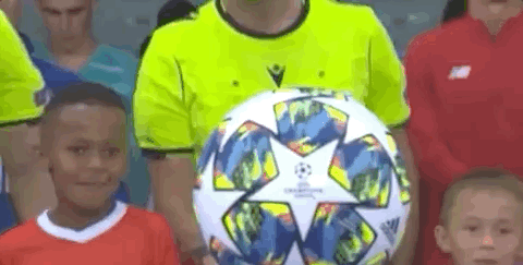 姆巴佩左腿肌肉不适缺席欧冠对阵曼城（姆巴佩因左腿肌肉不适无缘欧冠战曼城）