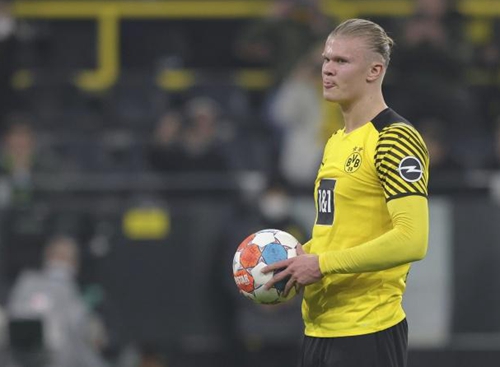 德转25年涨幅榜：奥利塞+6500万第1，沃尔特马德、卡尔二三位（德转25年涨幅榜出炉：奥利塞涨幅6500万登顶，沃尔特马德与卡尔分列第二、第三）