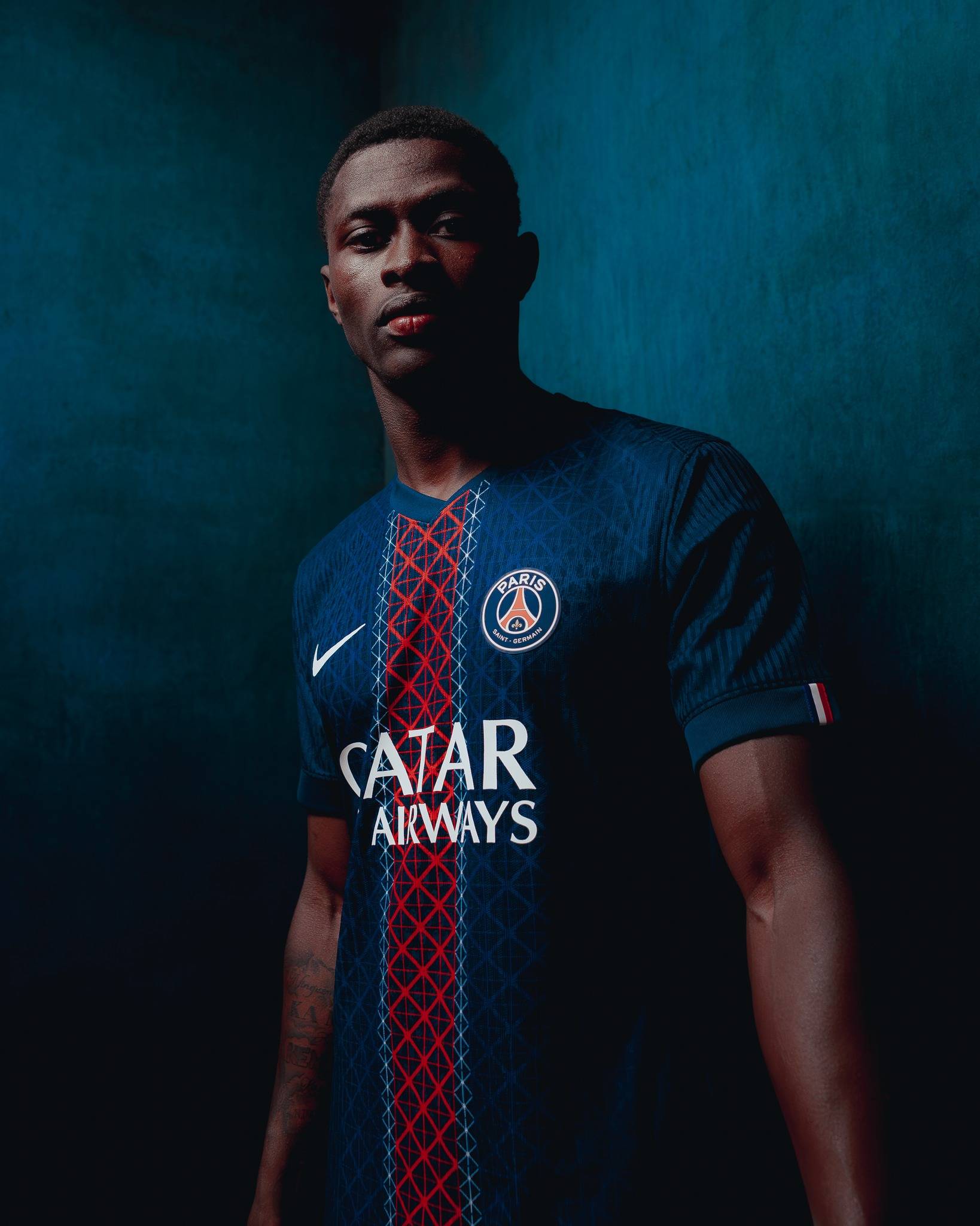 十秒钟连续过三人，离谱（十秒内连过三人，简直逆天）