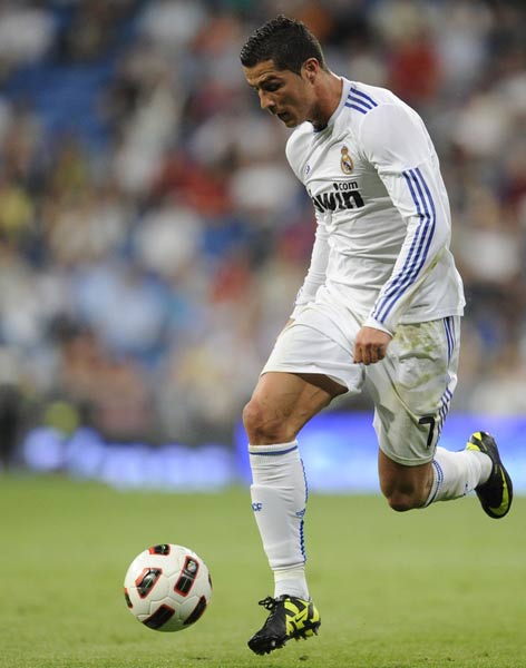 王朝！全北队史第6次夺韩国杯冠军，时隔五年再获双冠王殊荣（王朝再临：全北第6次问鼎韩国杯，五年后再登双冠王）