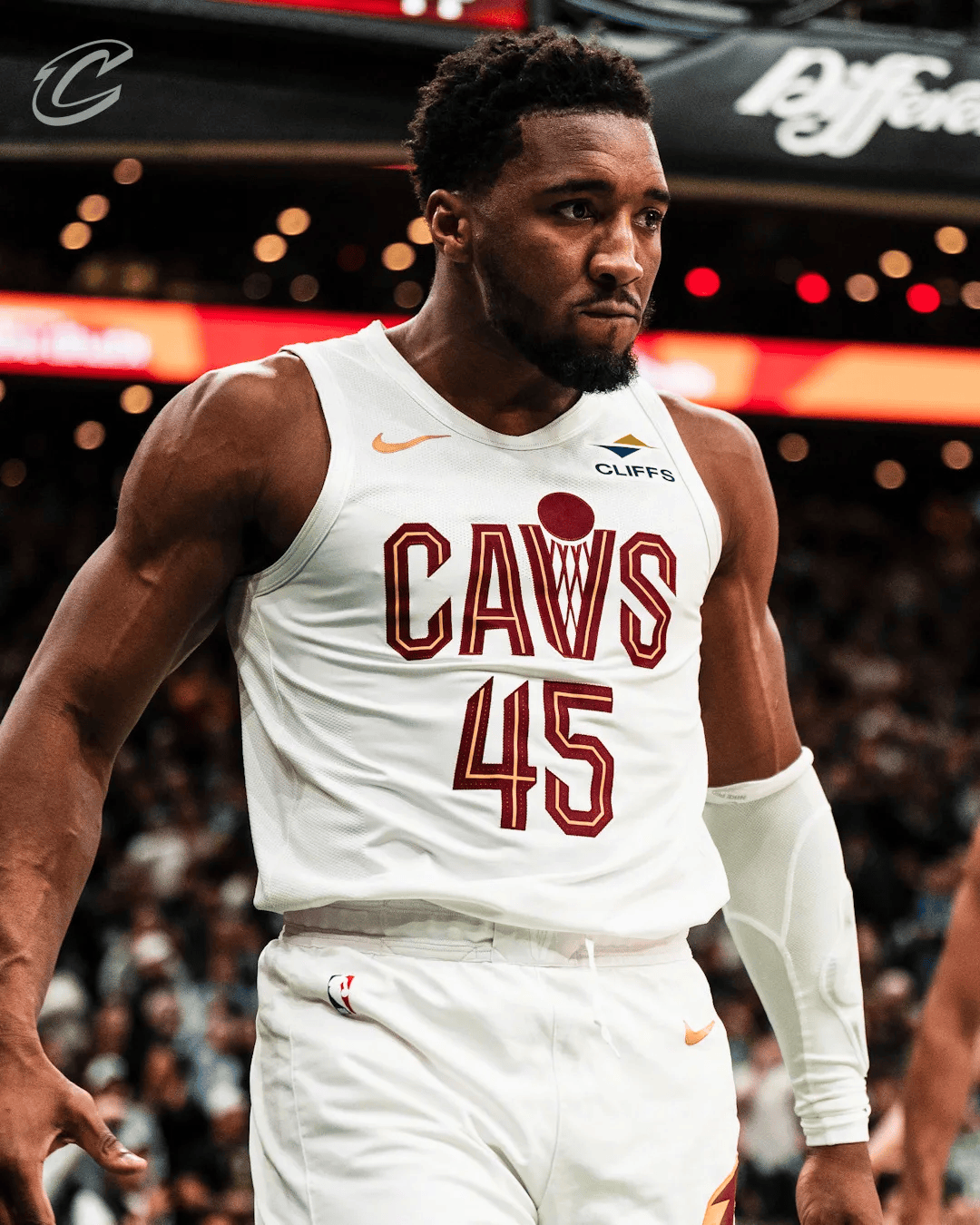 空砍35+17！浓眉：我甚至可以拿70分，但输球就毫无意义了（35+17仍难挽败局！浓眉：就算我砍下70分，输球也毫无意义）