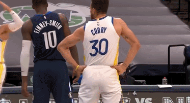 埃泽：丁丁是高水平足球思想家，这类球员是我自幼仰望的榜样（埃泽：丁丁拥有顶级足球智慧，这类球员从小便是我敬仰的典范）