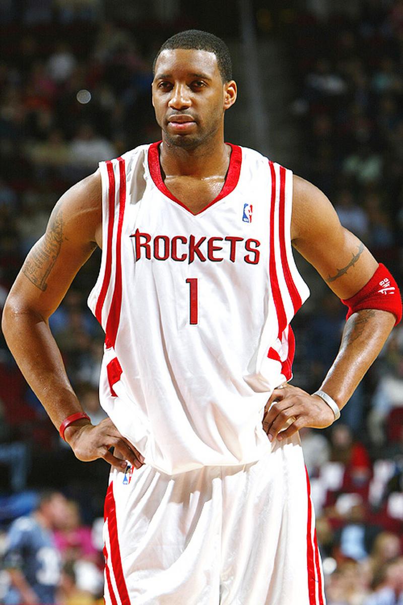 张源赛季末合同到期将会离队，本赛季他共代表球队在各项赛...（张源将于赛季末合同期满离队，本季已代表球队出战各项赛事）