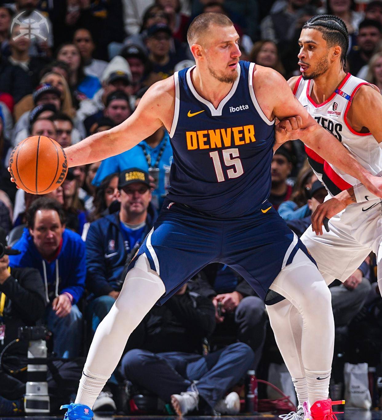 格拉斯纳：格伊周三就已重返训练，对阵狼队将进入名单（格拉斯纳：格伊周三已恢复训练，将进入对阵狼队大名单）