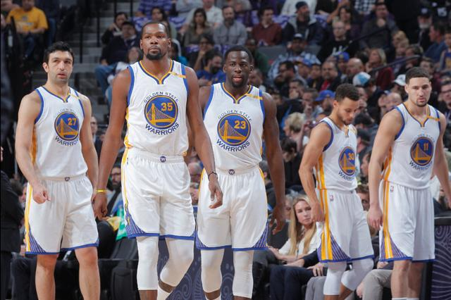 印媒：在梅西提前离场后印度球迷冲入球场大闹，有人受伤（印媒：梅西提前退场后印度球迷闯入球场引发骚乱，致人受伤）