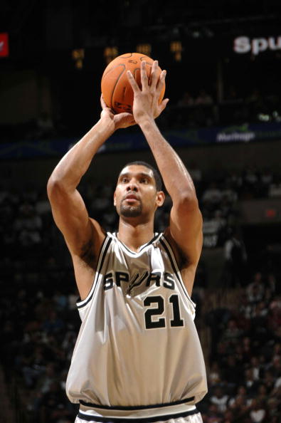 官方：赵博和王国明共同当选中超9／10月最佳守门员（中超9／10月最佳门将出炉：赵博与王国明并列当选）